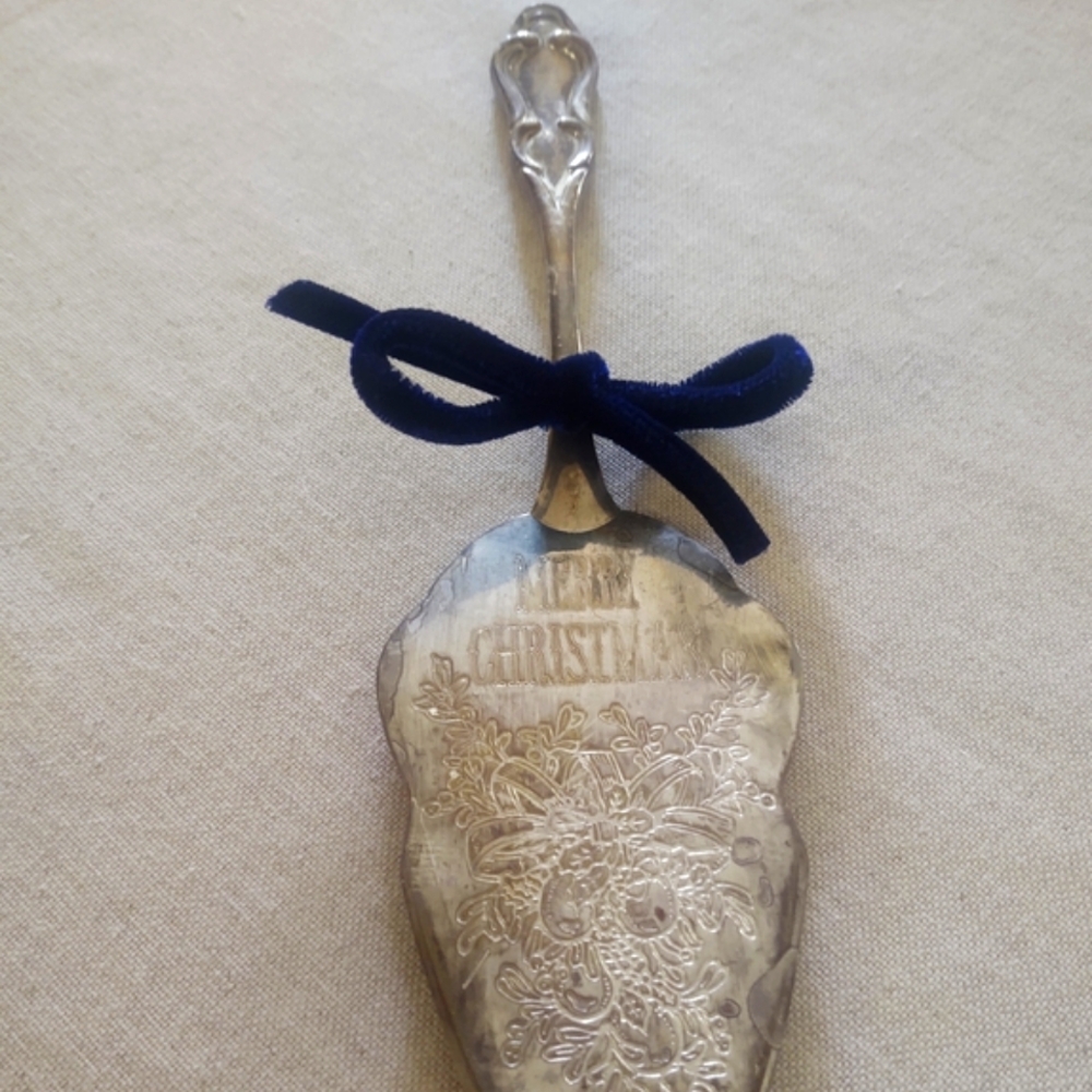 NWt Engraved 🌲Merry Christmas Silver-Serving Tool•Utensil by International Co.~